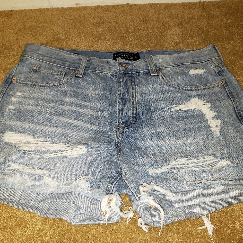 Lucky Brand boyfriend short